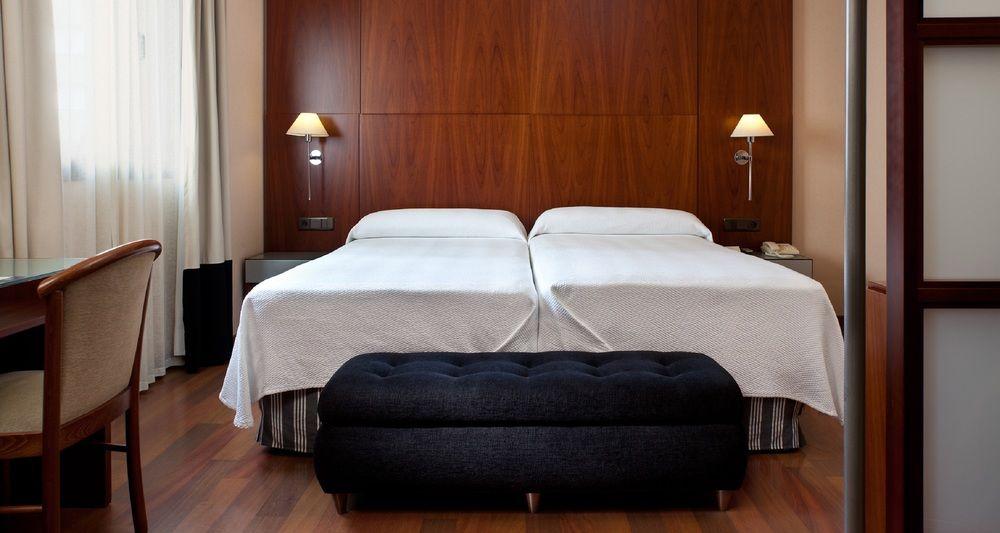 Occidental Viapol 4* Seville